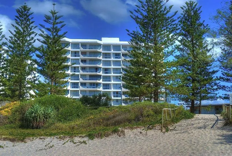 Aparthotel Wyuna Beachfront Holiday Apartments Gold Coast